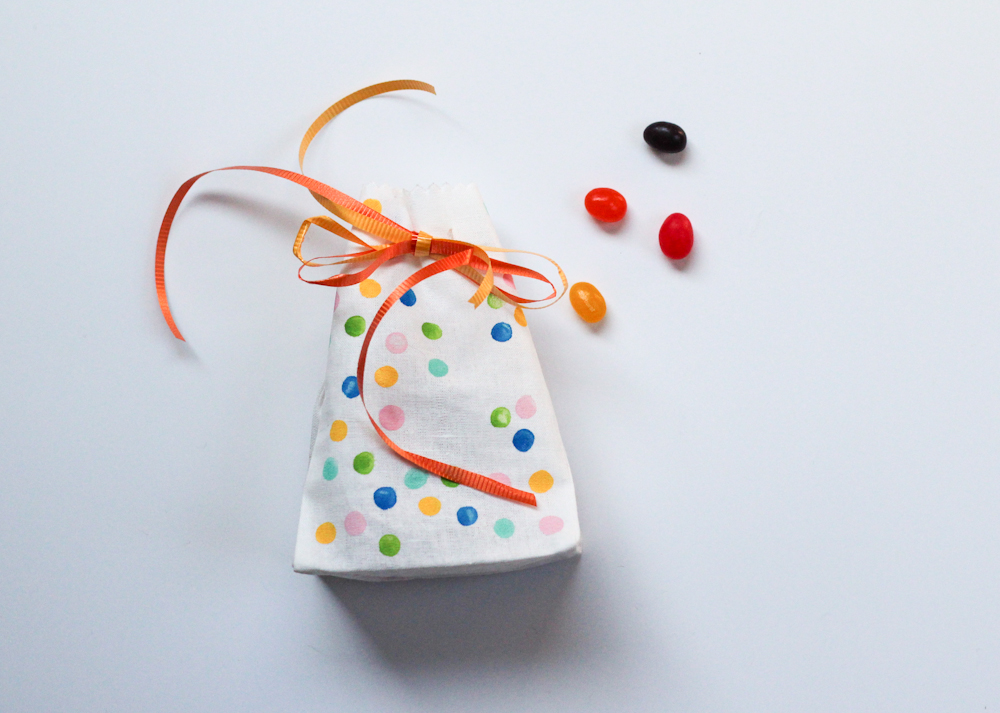 DIY Dotted Party Favor Bags | The Crafted Life