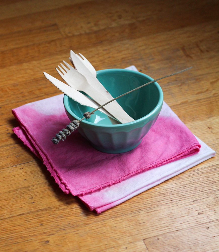 DIY Dip Dyed Napkins | The Crafted Life