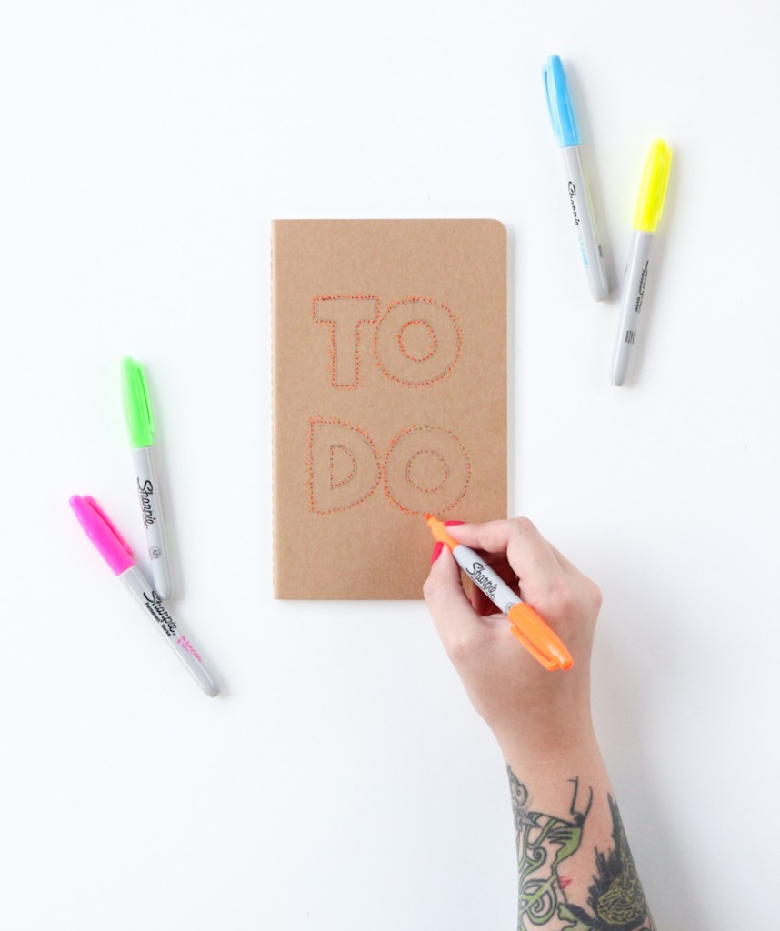 DIY Pointillism Notebook (click through for full tutorial!)