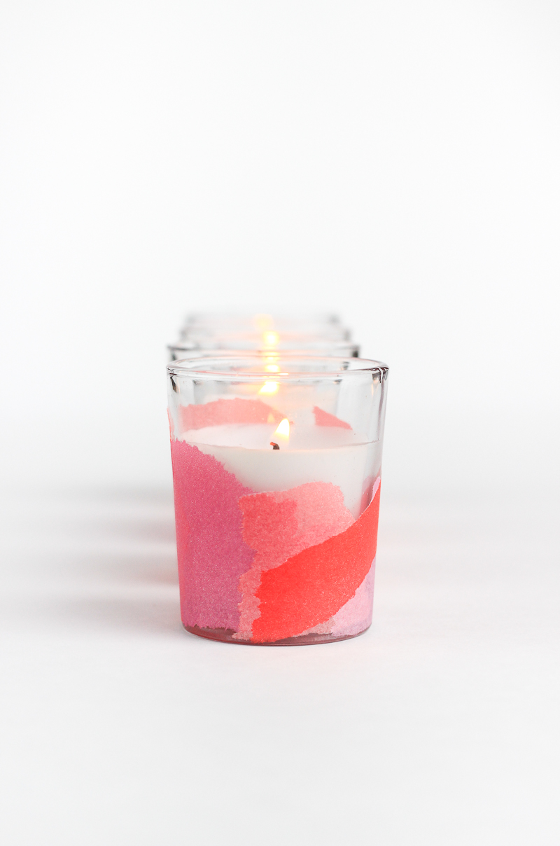 Make these color blocked candles for your home in less than 30 minutes!