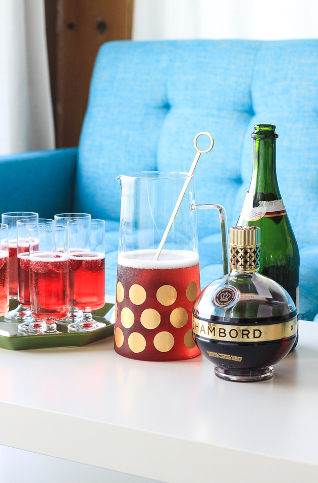 Spruce up any old pitcher with this easy and removable diy! In partnership with @ChambordUS and @Refinery29 #BecauseNoReason #adOver21