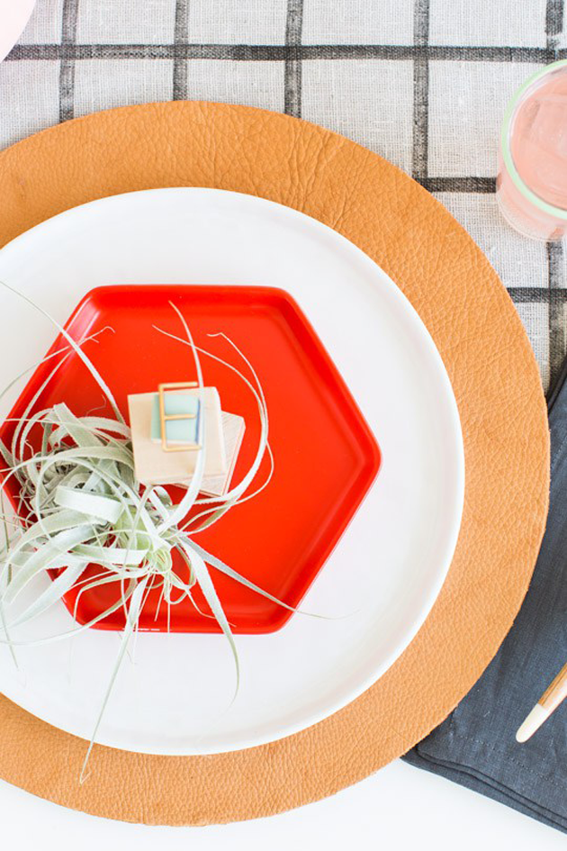 10 DIYS that are sure to impress your guest at your next dinner party!