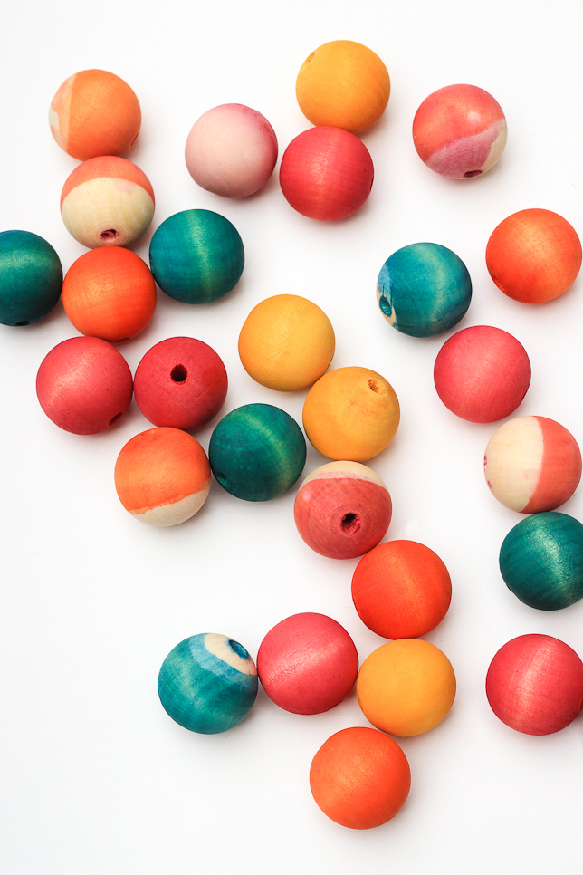 How to Dye Wooden Beads