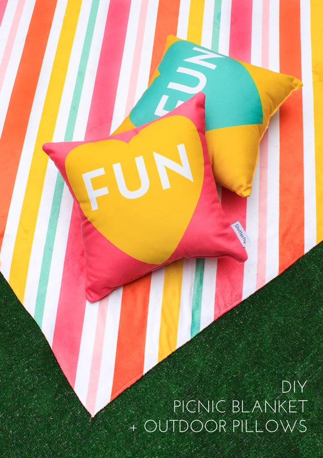 Throw a colorful picnic this summer with these free printables and popcorn recipe!
