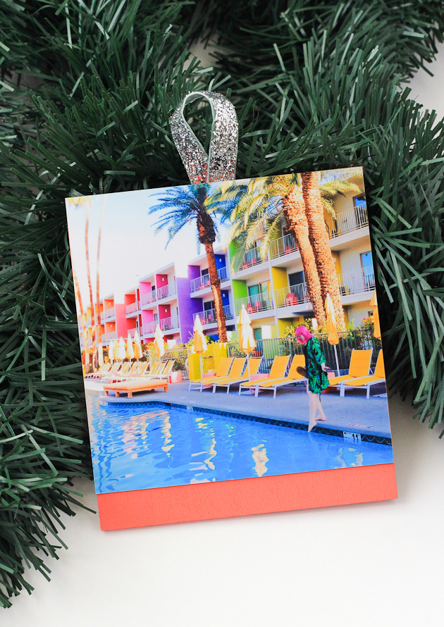Learn how to make these DIY Photo Ornaments for your Christmas tree in only a half hour!