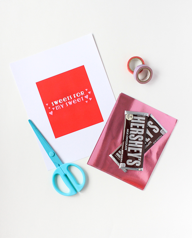 Free Printable: V-Day Candy Bar Wrappers