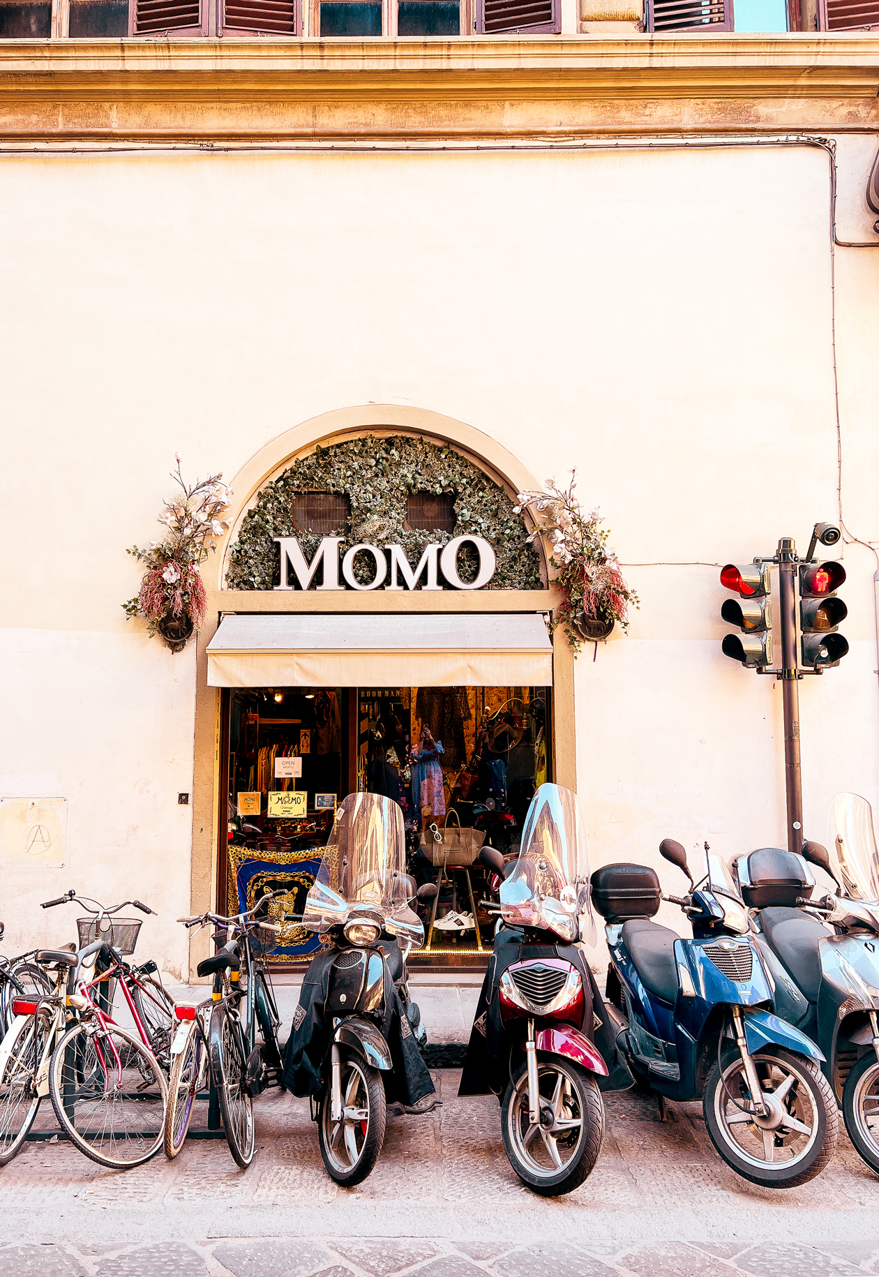 What do to in Florence, Italy including a shopping guide for cool and local spots!